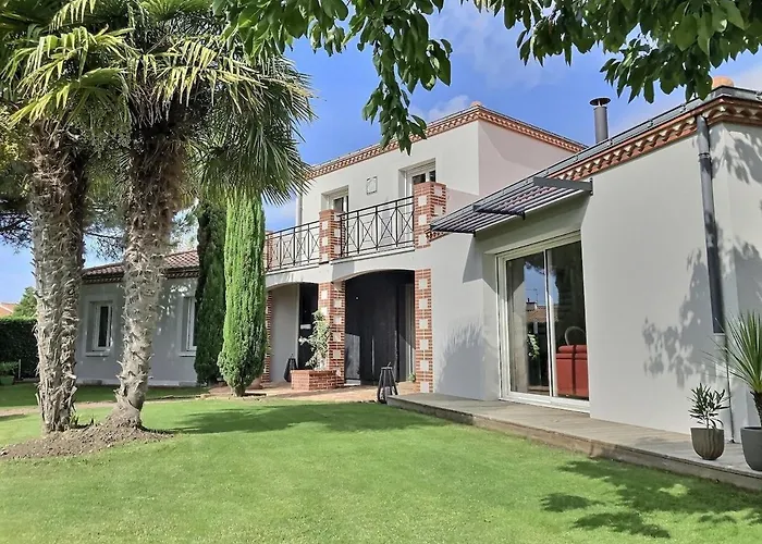 Maison 4 Piscine Et Jacuzzi Villa Vallet