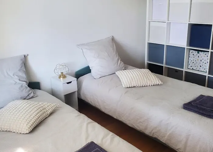 Maison 4 Piscine Et Jacuzzi Villa *